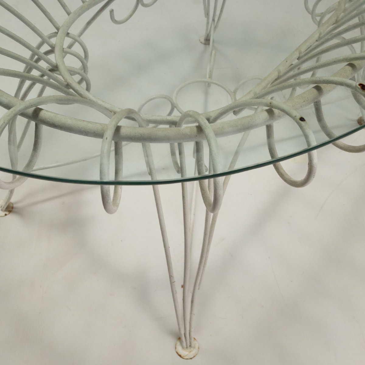 1960s Enameled Iron Garden Table From The 1960s-photo-3