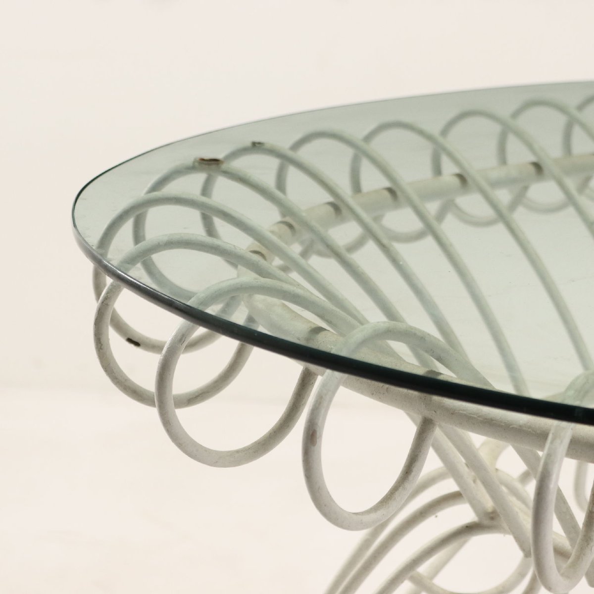 1960s Enameled Iron Garden Table From The 1960s-photo-1
