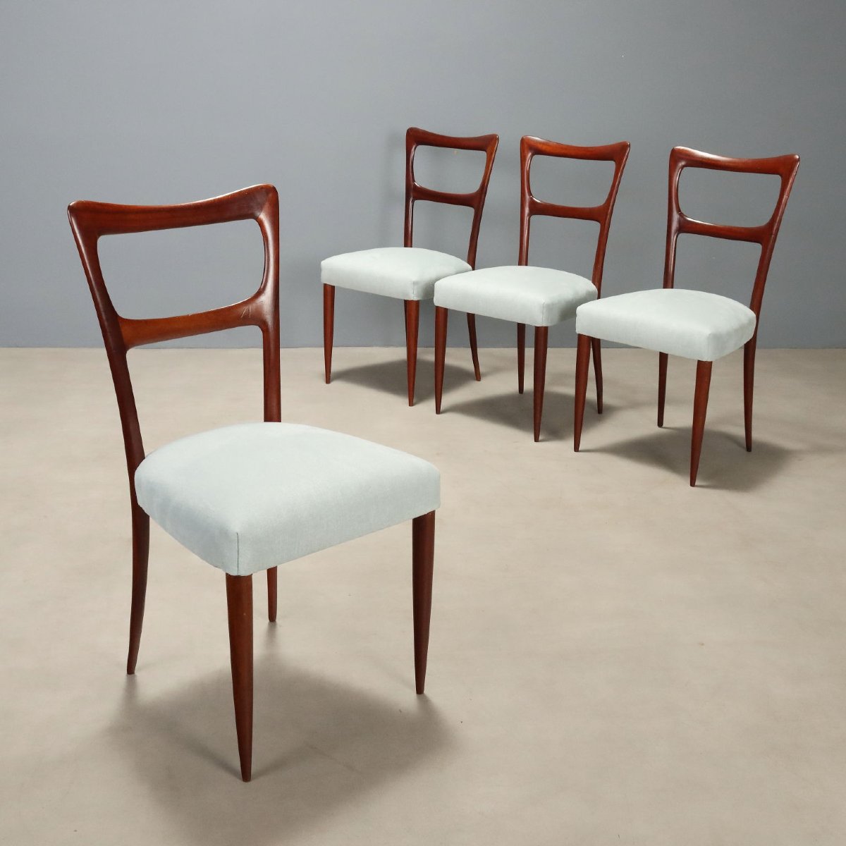 Chaises Vintage Acajou Tissu Restauré Design Italie Années 1950 Originales