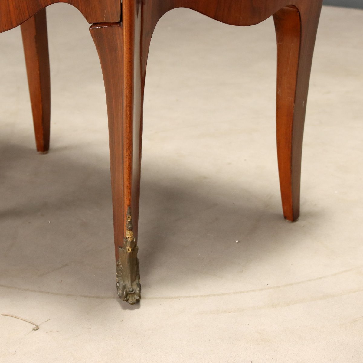 Paire de Tables de Nuit Barocchetto Lombard en Noyer et Acajou Italie, début du XXe siècle-photo-4