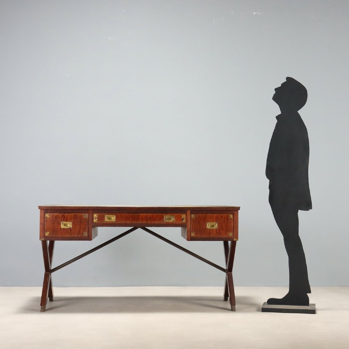 English Navy-style Mahogany Writing Desk, England, Mid-20th Century-photo-2
