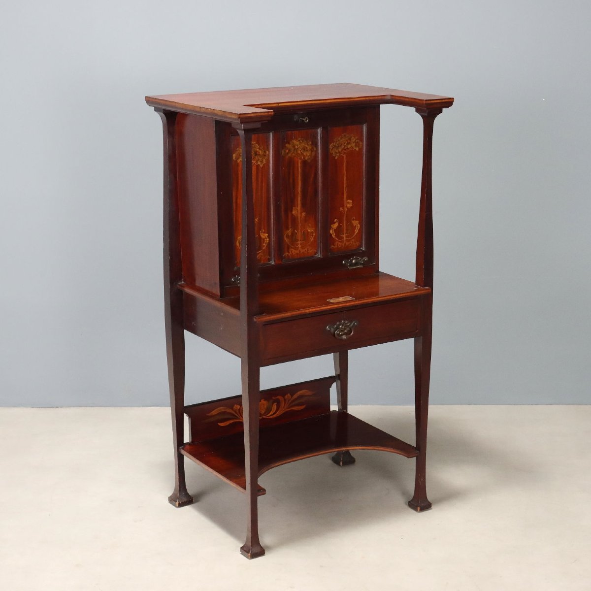 Arts And Crafts Writing Desk In Mahogany And Maple, England, Late 19th Century