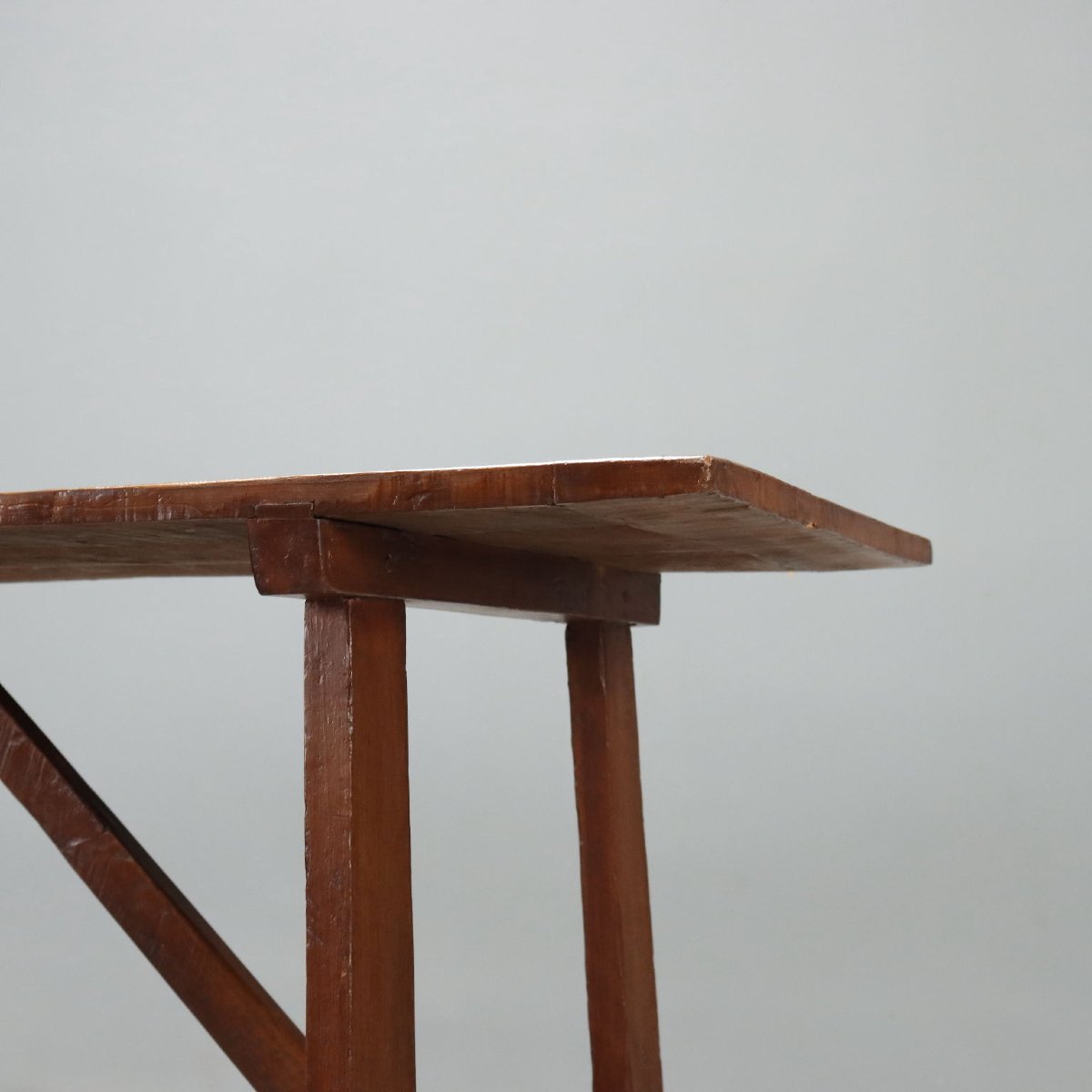 Table Ancienne Noyer avec Pieds Tréteaux Italie du XXe Siècle-photo-3
