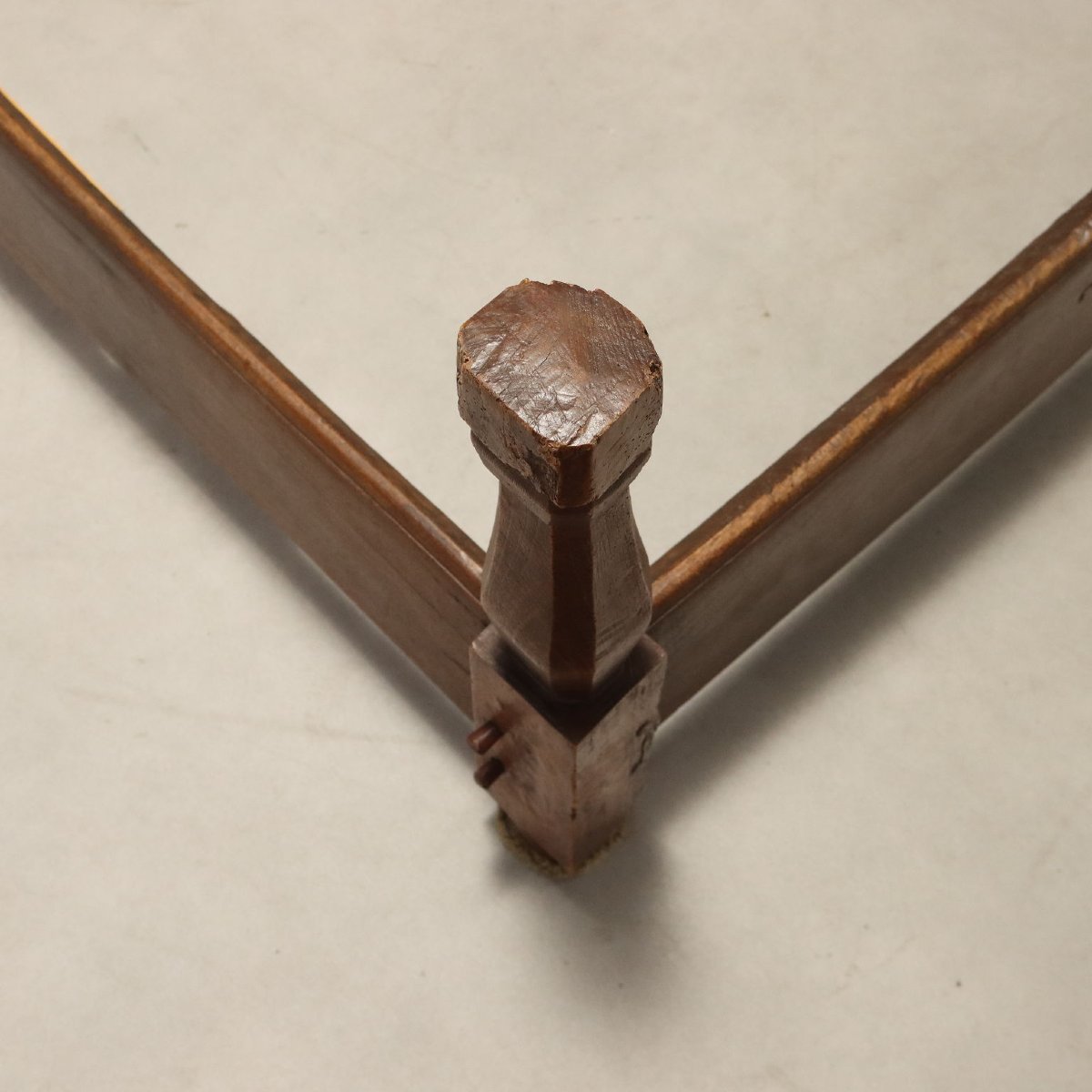 Early 19th-century Italian Walnut Single Bed With Carvings-photo-3