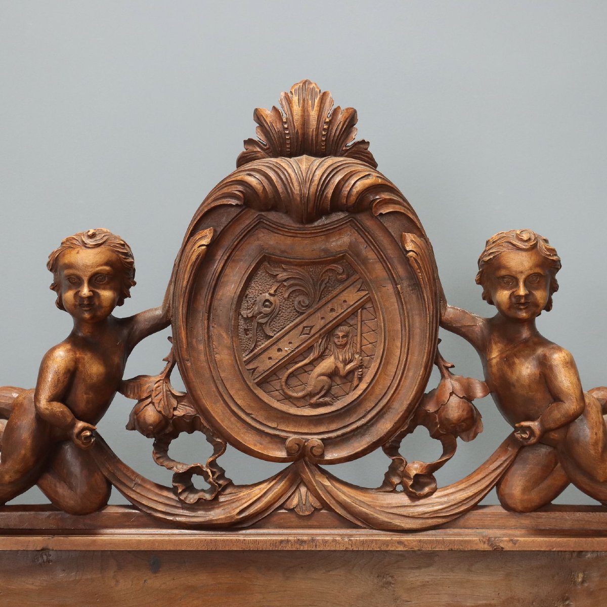 Early 19th-century Italian Walnut Single Bed With Carvings-photo-5