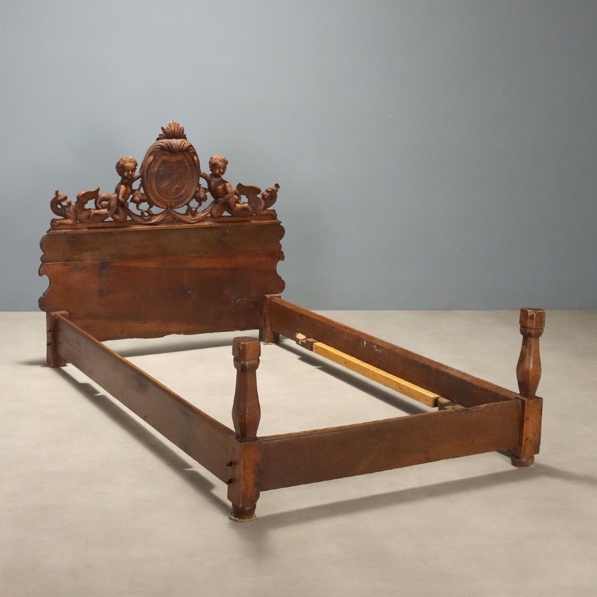 Early 19th-century Italian Walnut Single Bed With Carvings
