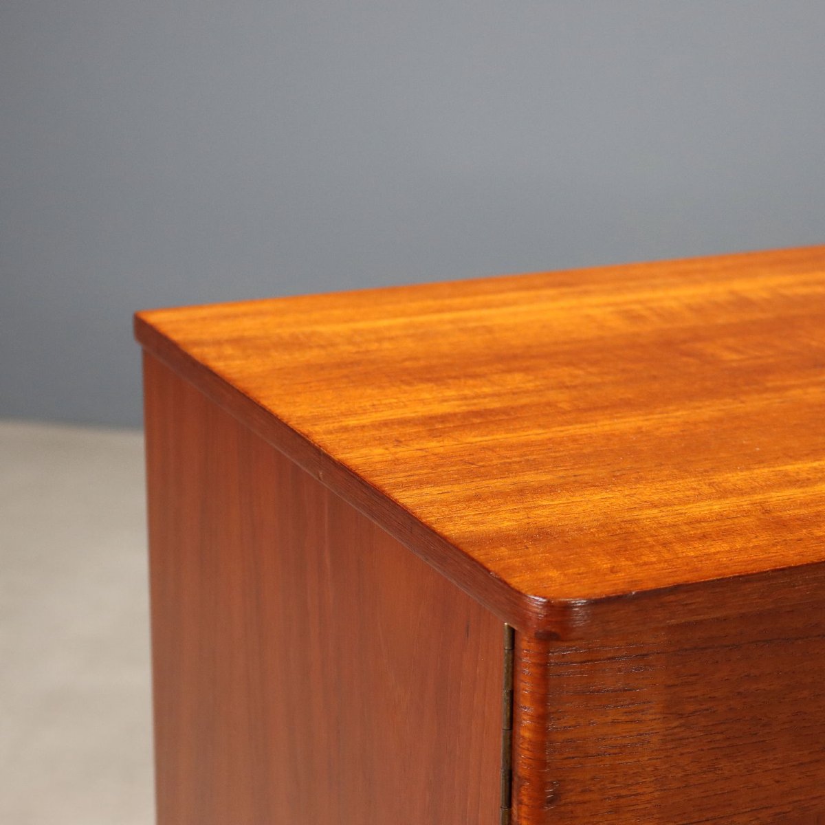 Vintage Sideboard Teak Design England 1960s Restored Original-photo-3