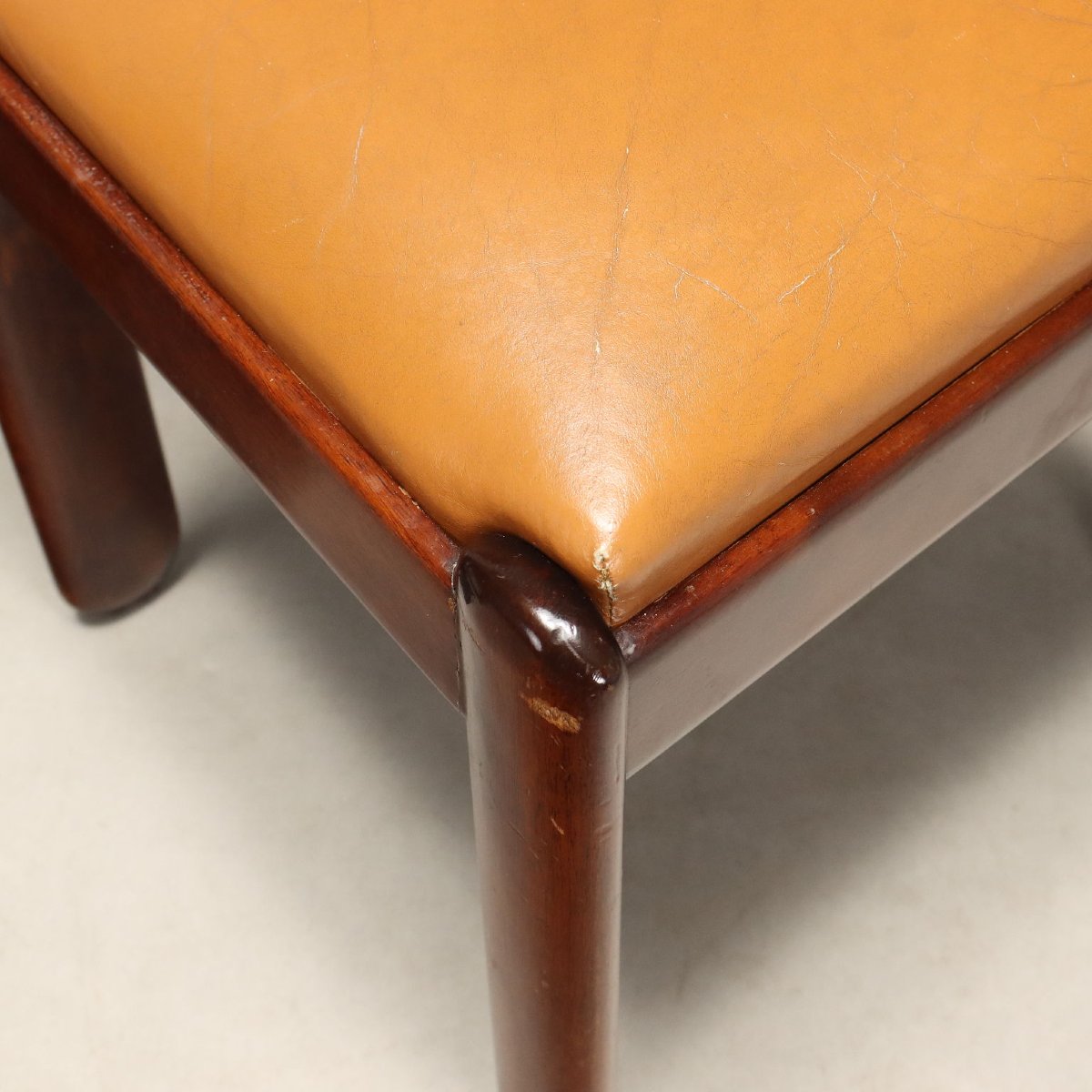Vintage Bernini Chairs Design Silvio Coppola Beech Leather 1960s-photo-1