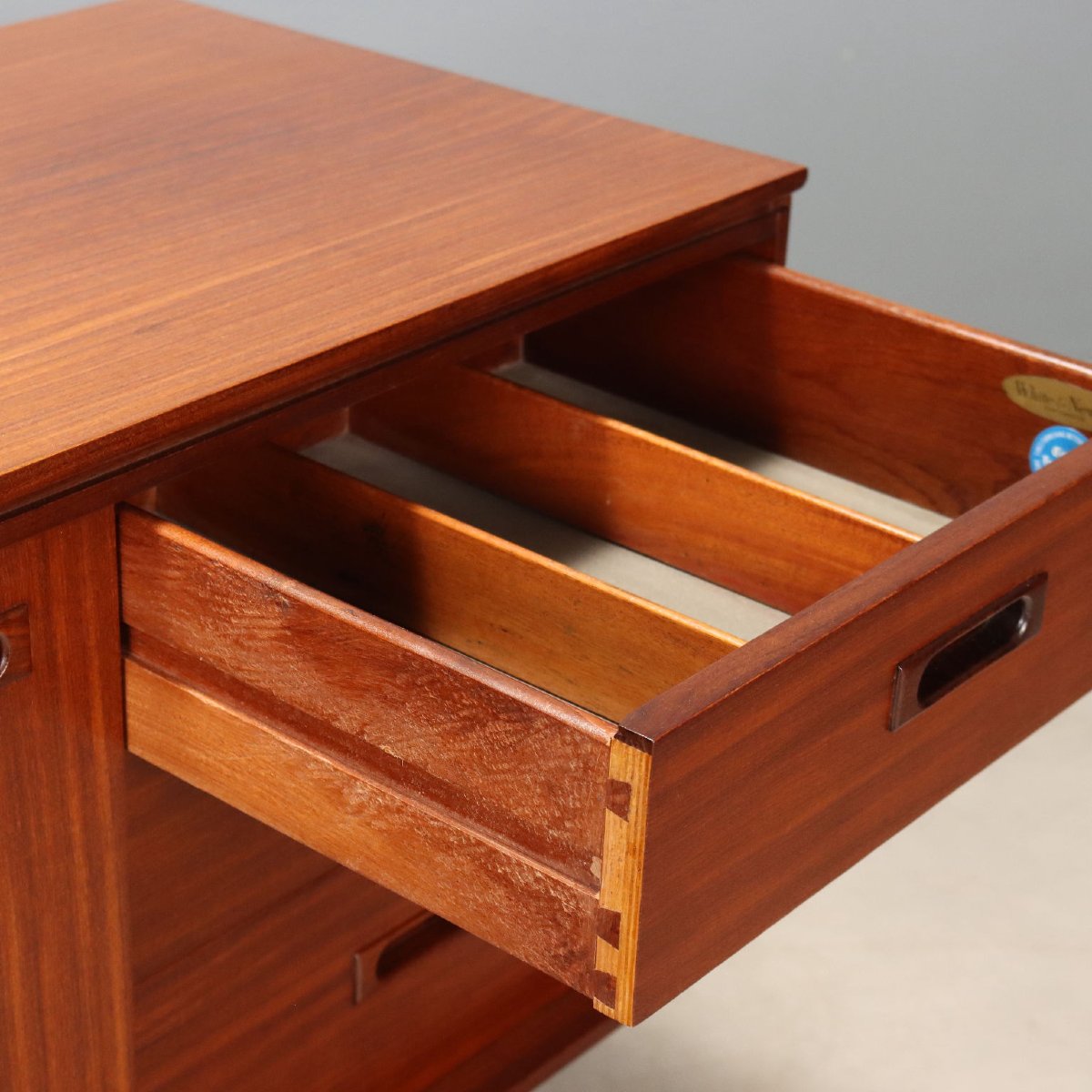 Vintage Sideboard Teak Drawers Design United Kingdom 1960s Original-photo-4