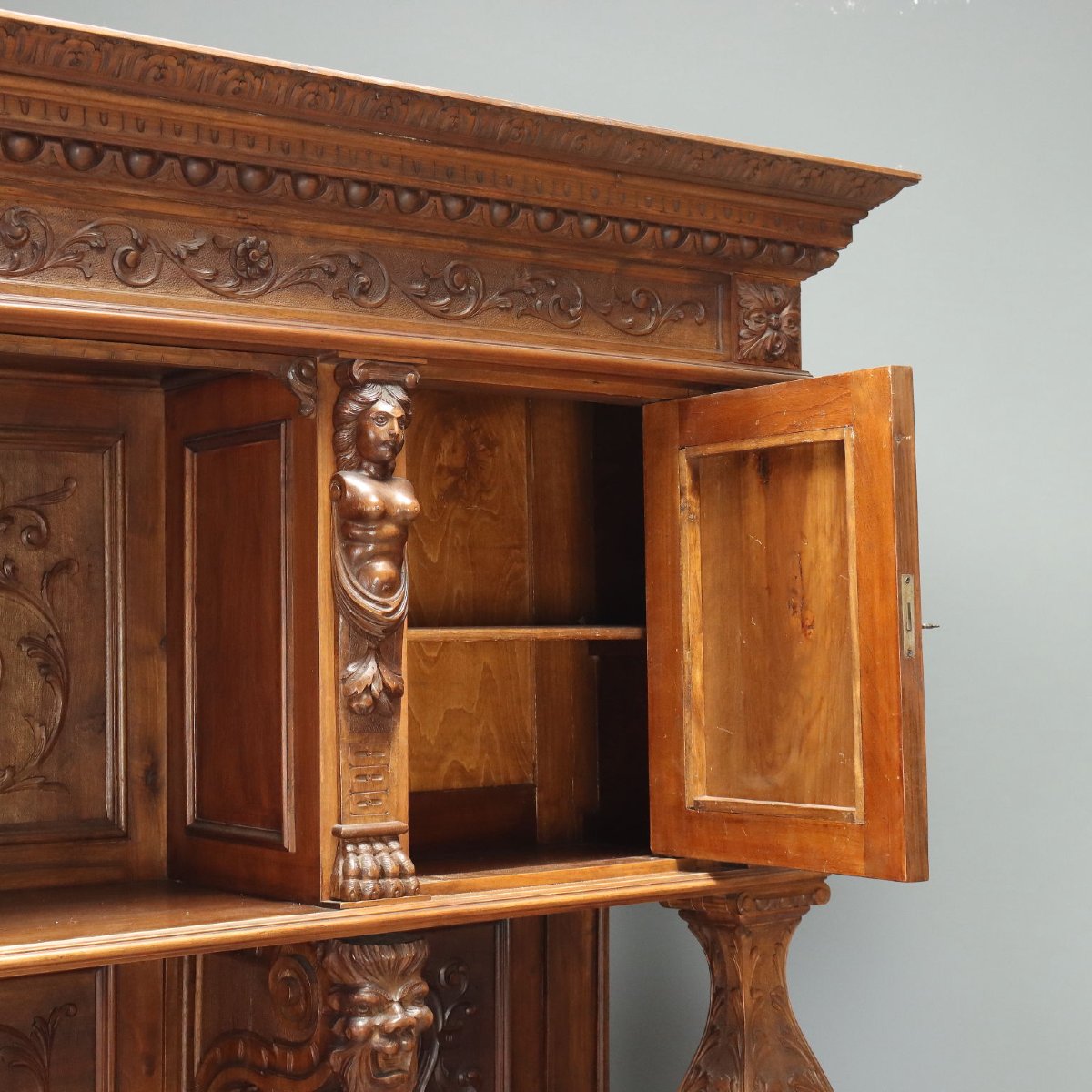 Neo-baroque Sideboard In Italian Walnut, Late 19th Century-photo-1