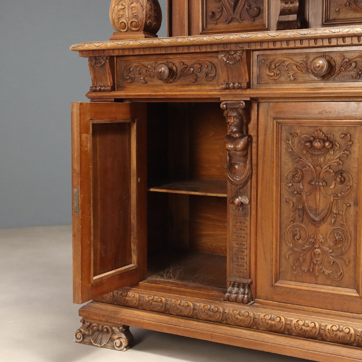 Neo-baroque Sideboard In Italian Walnut, Late 19th Century-photo-4