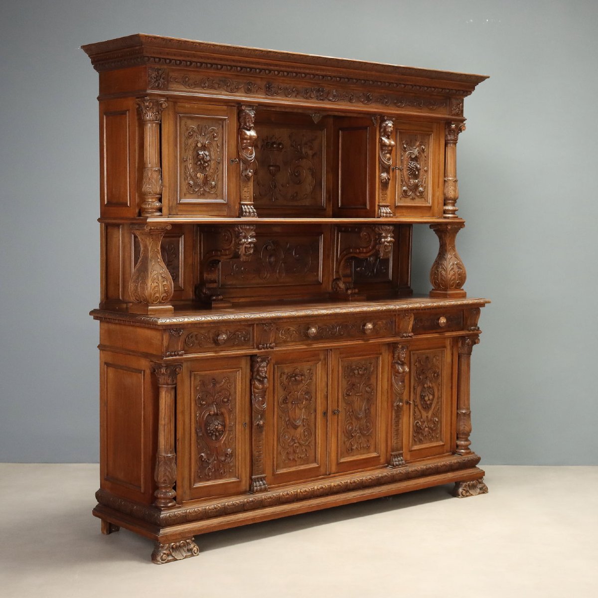 Neo-baroque Sideboard In Italian Walnut, Late 19th Century