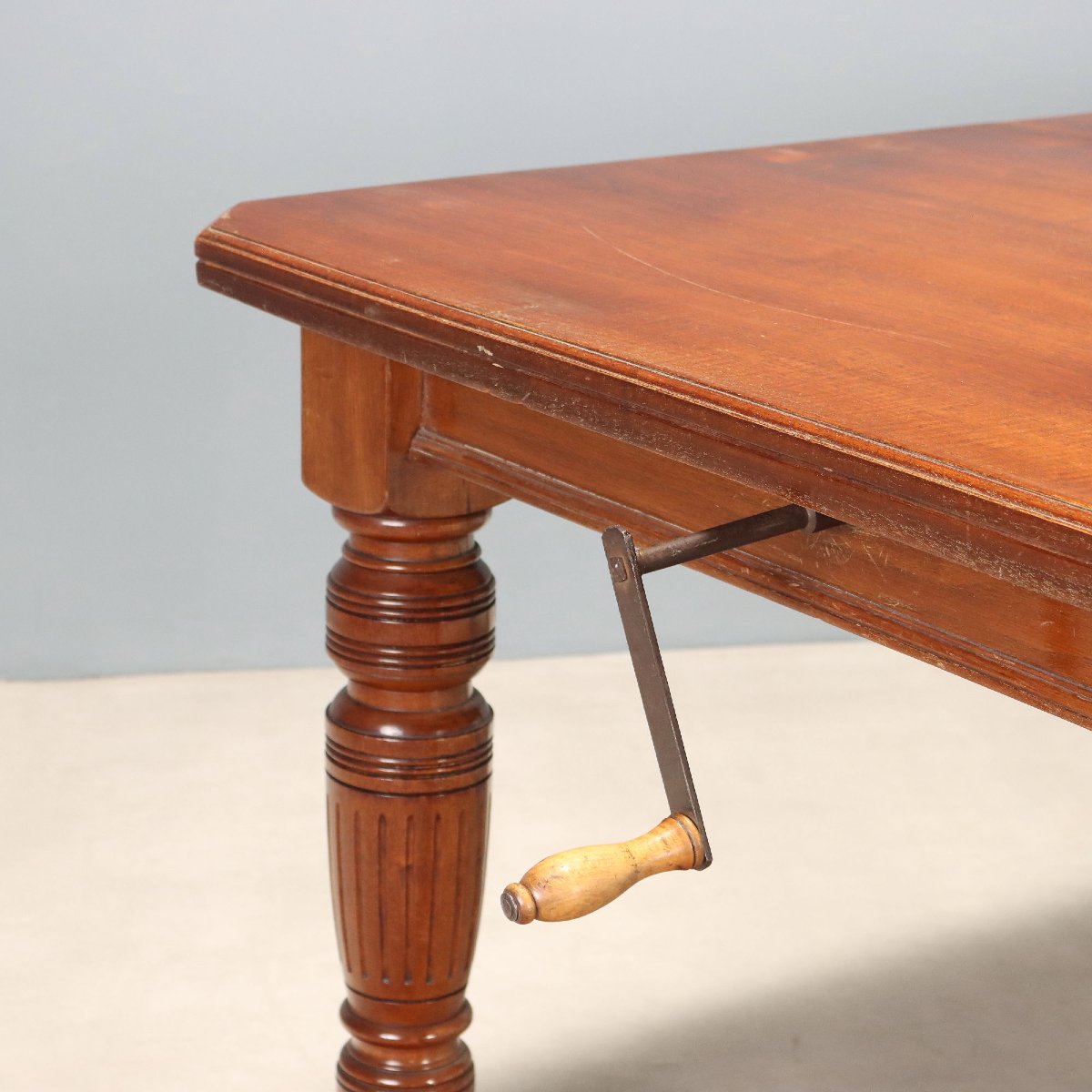 Extendable Mahogany Table With Crank Handle, England, Mid-20th Century-photo-4