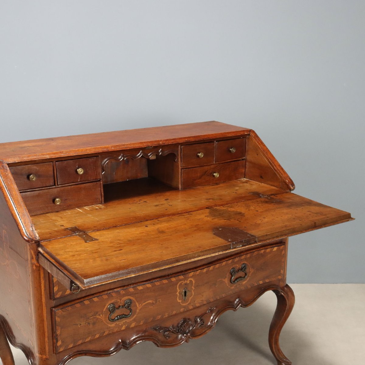 Baroque Walnut Cabinet With Piedmont Maple Inlays, Second Half Of The 18th Century-photo-5