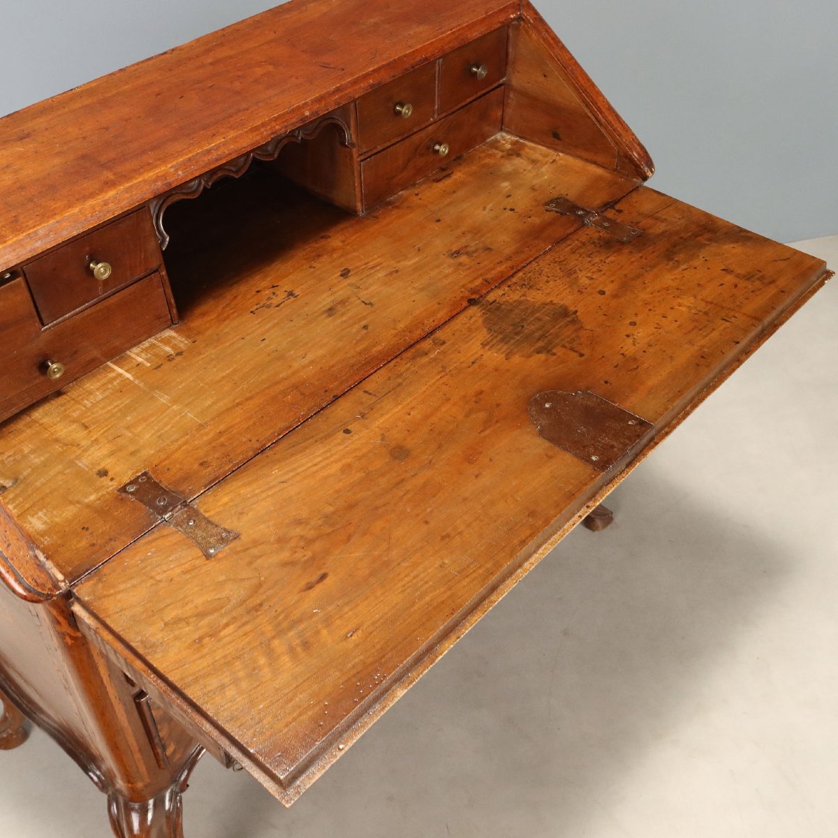Baroque Walnut Cabinet With Piedmont Maple Inlays, Second Half Of The 18th Century-photo-6
