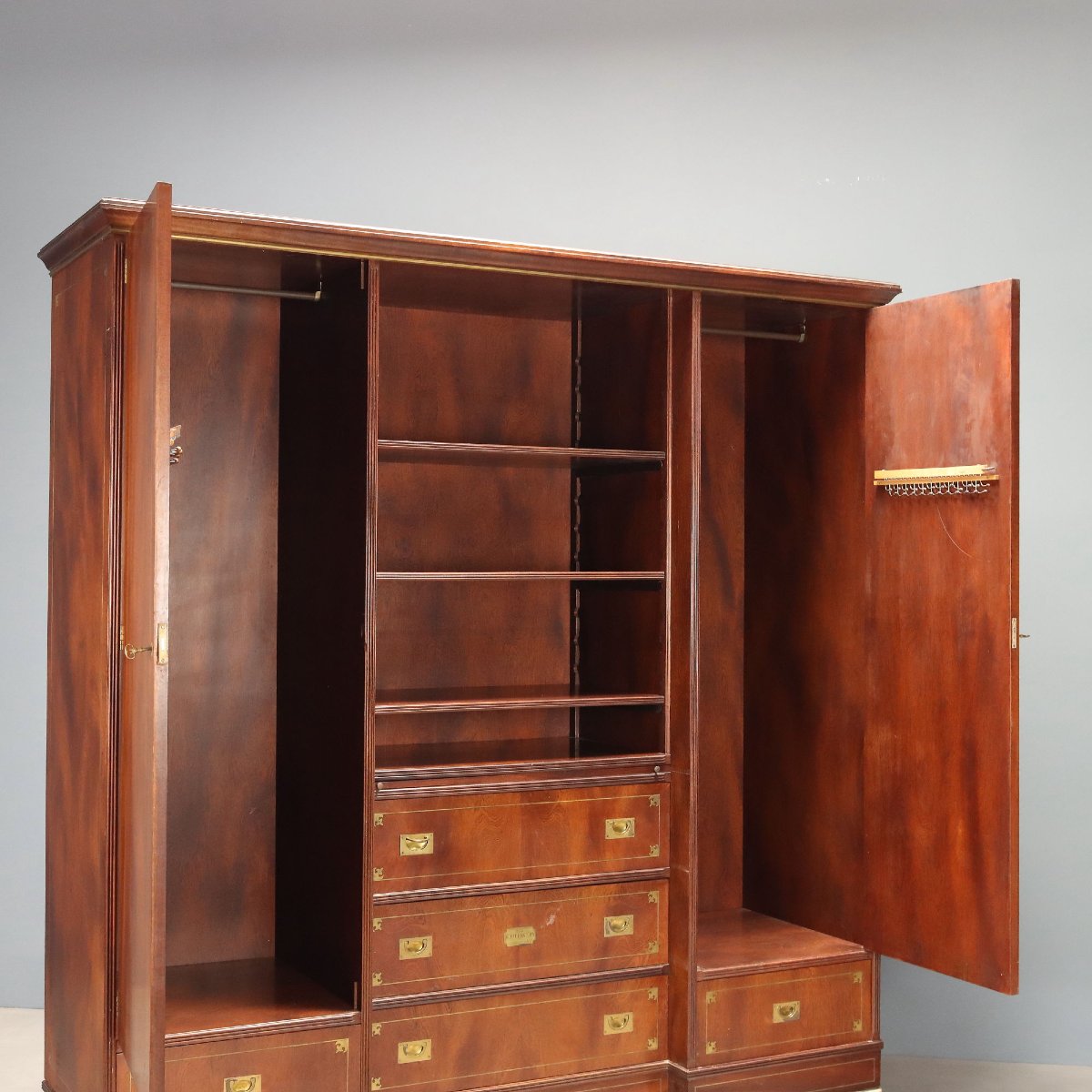 Armoire en Acajou Style Marin - THE GREAT ESTERN-photo-3