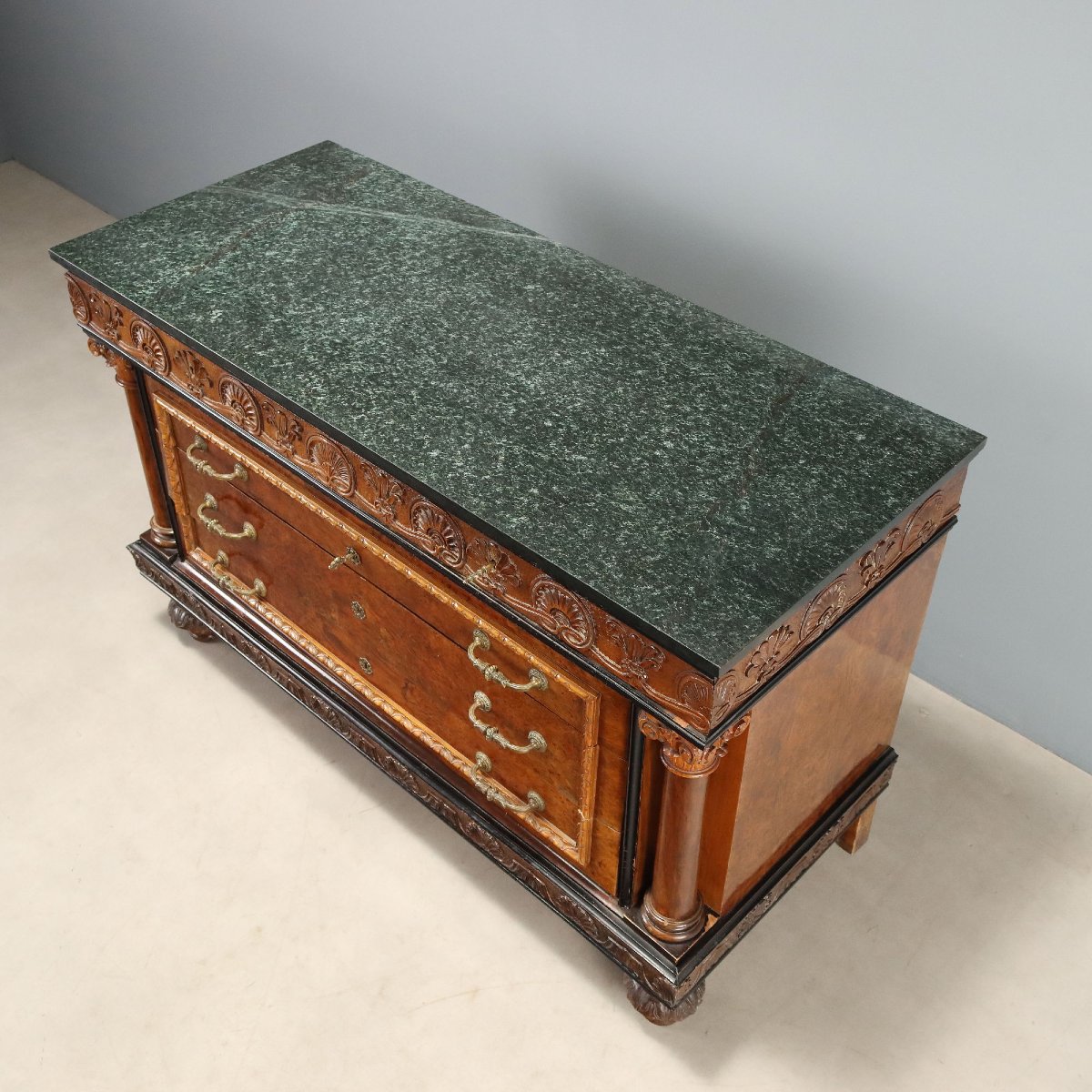 Commode en Noyer et Loupe avec Plateau en Marbre Italie du milieu du XXe siècle-photo-3