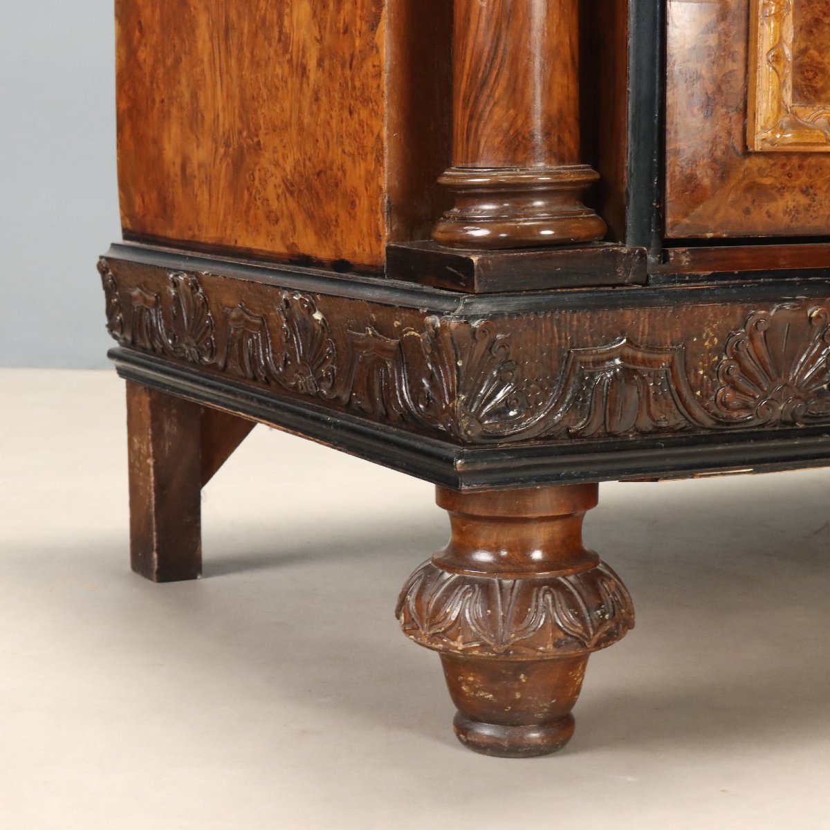 Commode en Noyer et Loupe avec Plateau en Marbre Italie du milieu du XXe siècle-photo-2