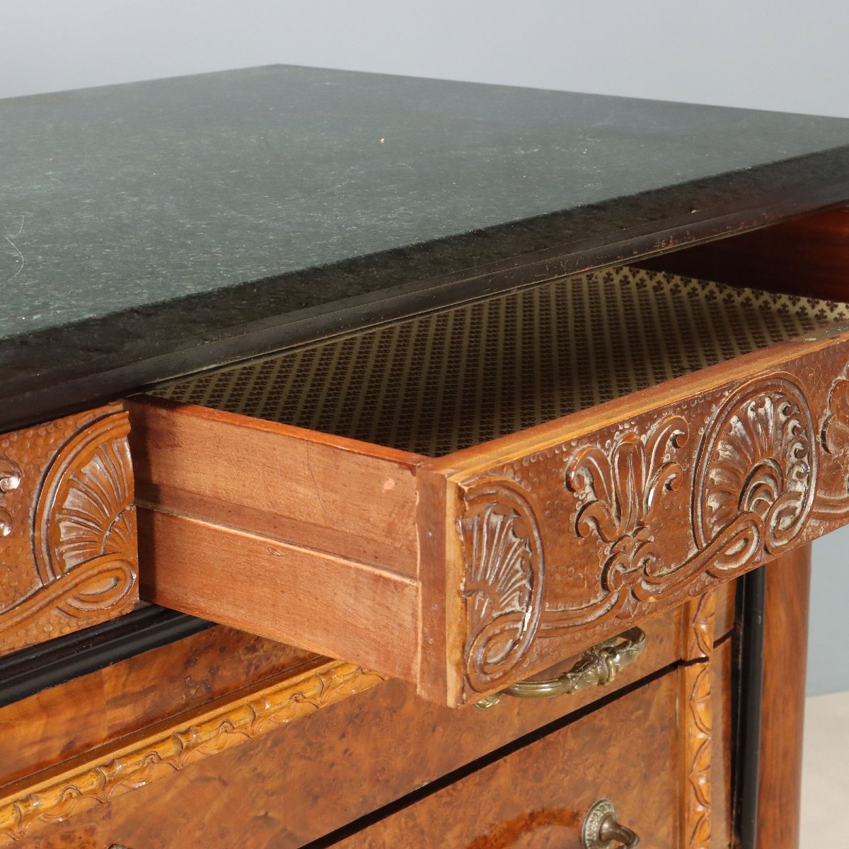 Commode en Noyer et Loupe avec Plateau en Marbre Italie du milieu du XXe siècle-photo-4