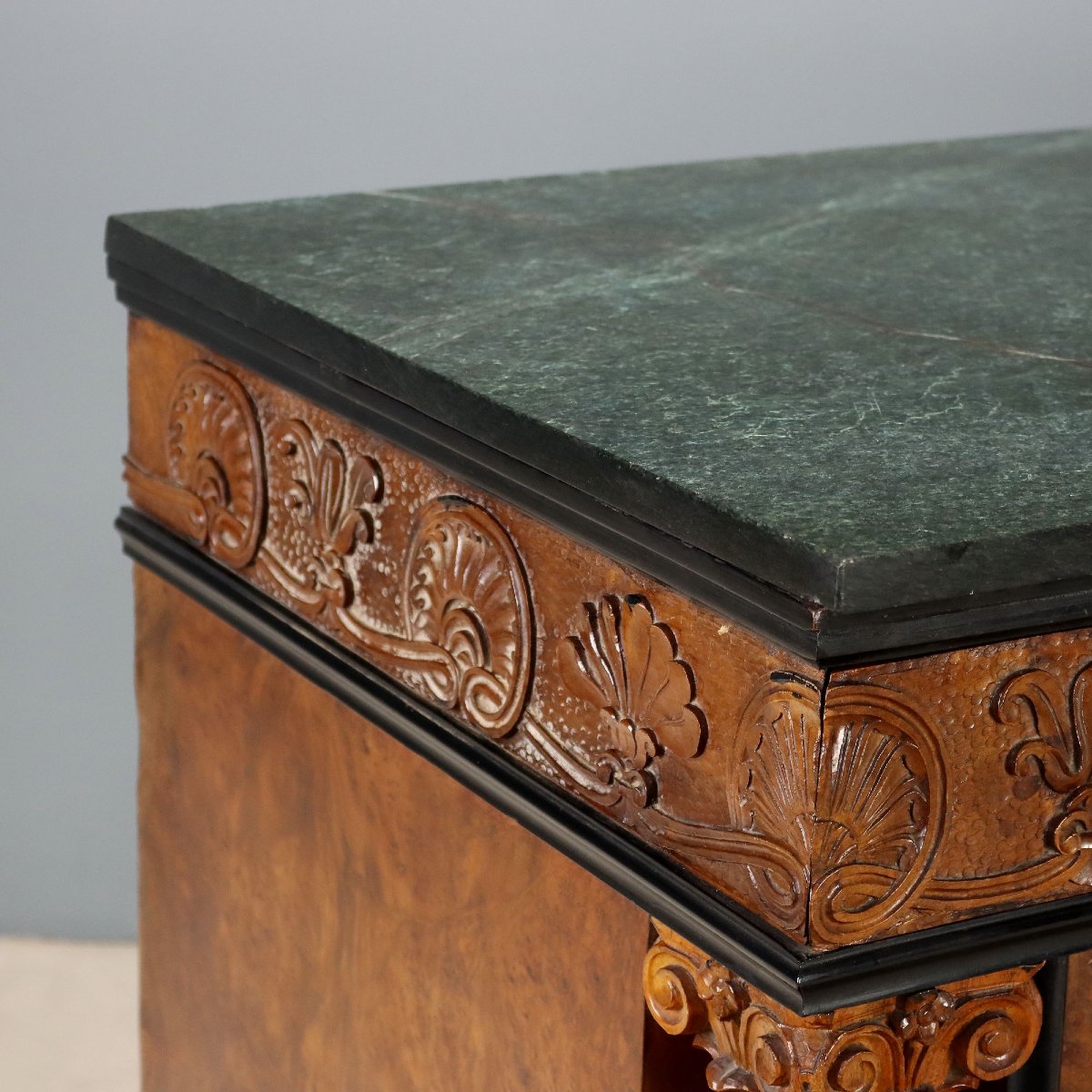 Commode en Noyer et Loupe avec Plateau en Marbre Italie du milieu du XXe siècle-photo-5