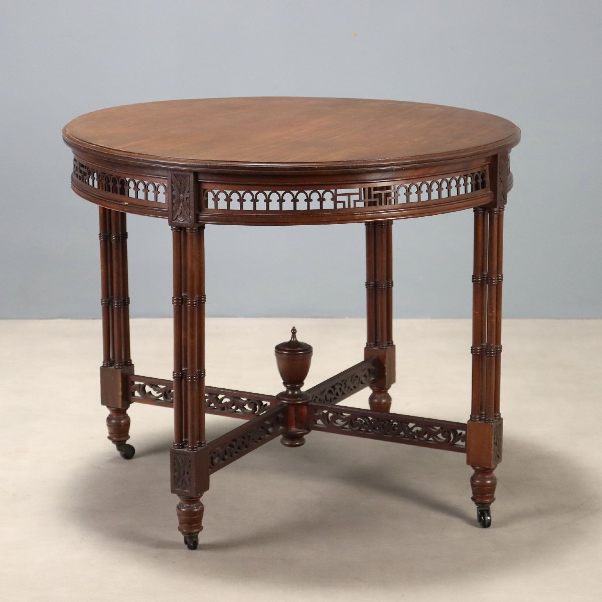 Round Mahogany Table, England, Early 20th Century