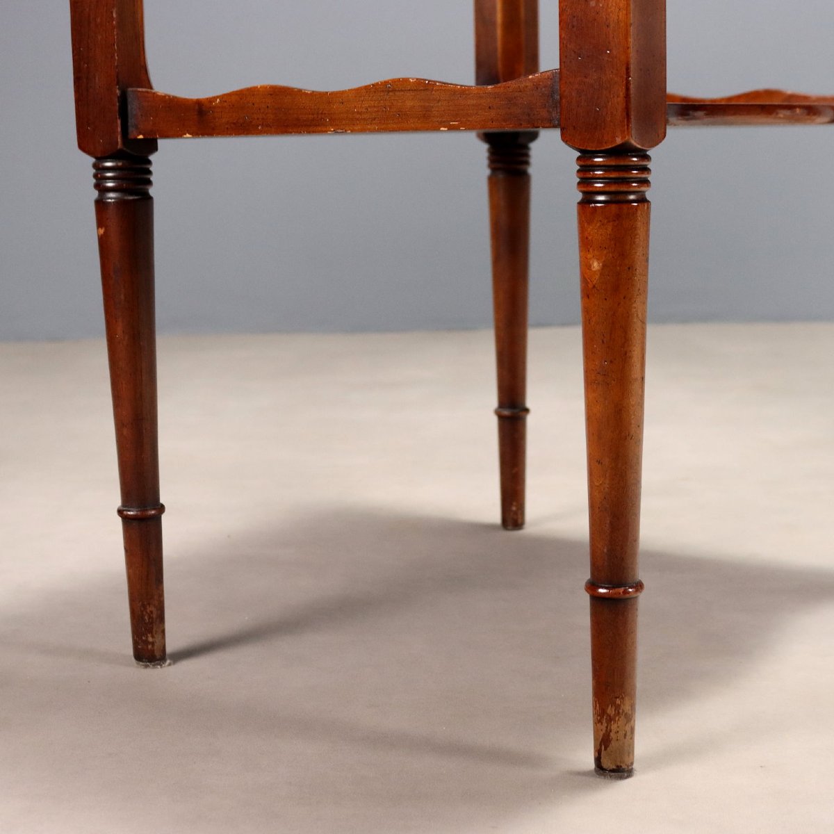 Pair Of Maryland Walnut Nightstands—usa, 20th Century-photo-4