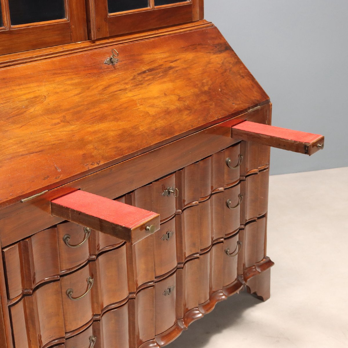 Early 20th-century Northern European Walnut Trumeau-photo-3
