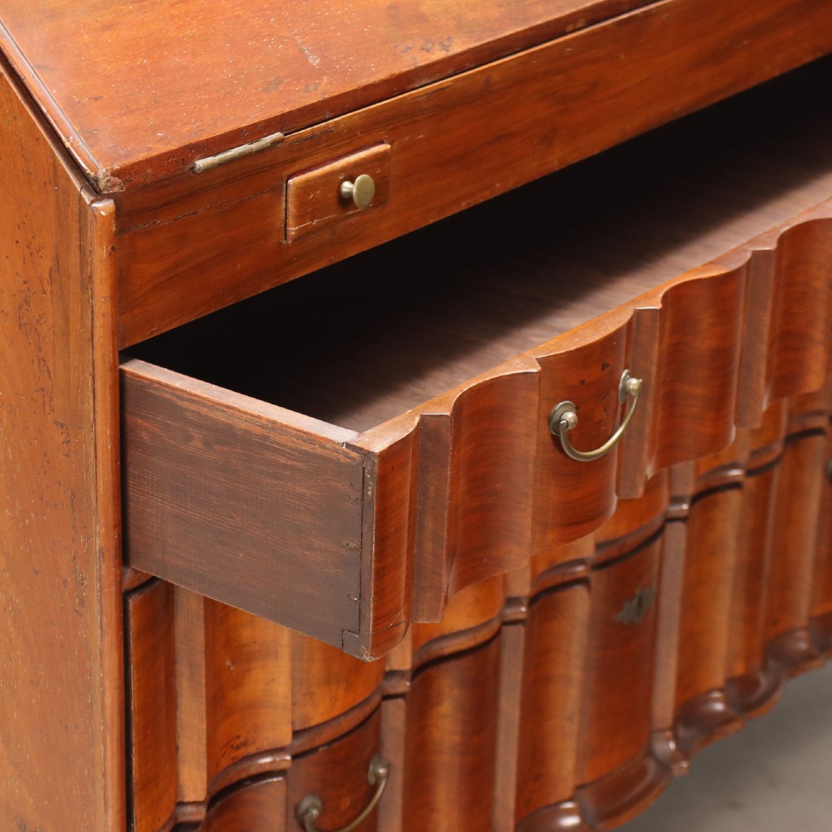 Early 20th-century Northern European Walnut Trumeau-photo-1