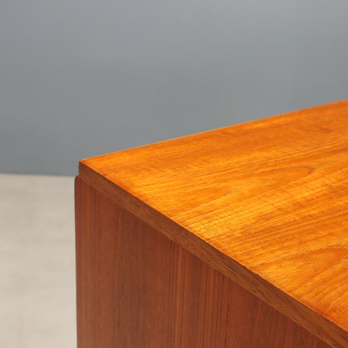 Vintage Sideboard Teak Veneer Design United Kingdom 1960s-photo-4