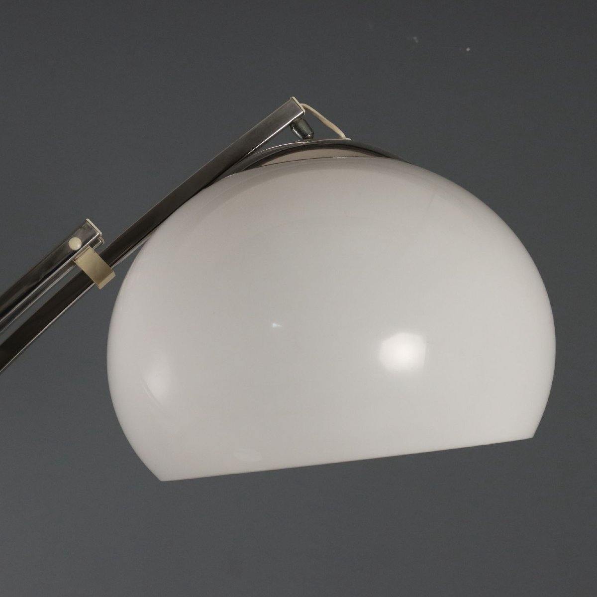 Vintage Floor Lamp Aluminium Plastic Design 1970s Original-photo-3