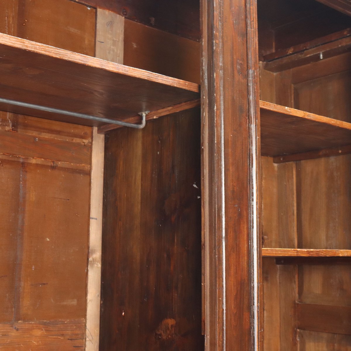 Armoire Style Baroque en Hêtre Teinté Noyer Italie, fin du XIXe siècle-photo-1
