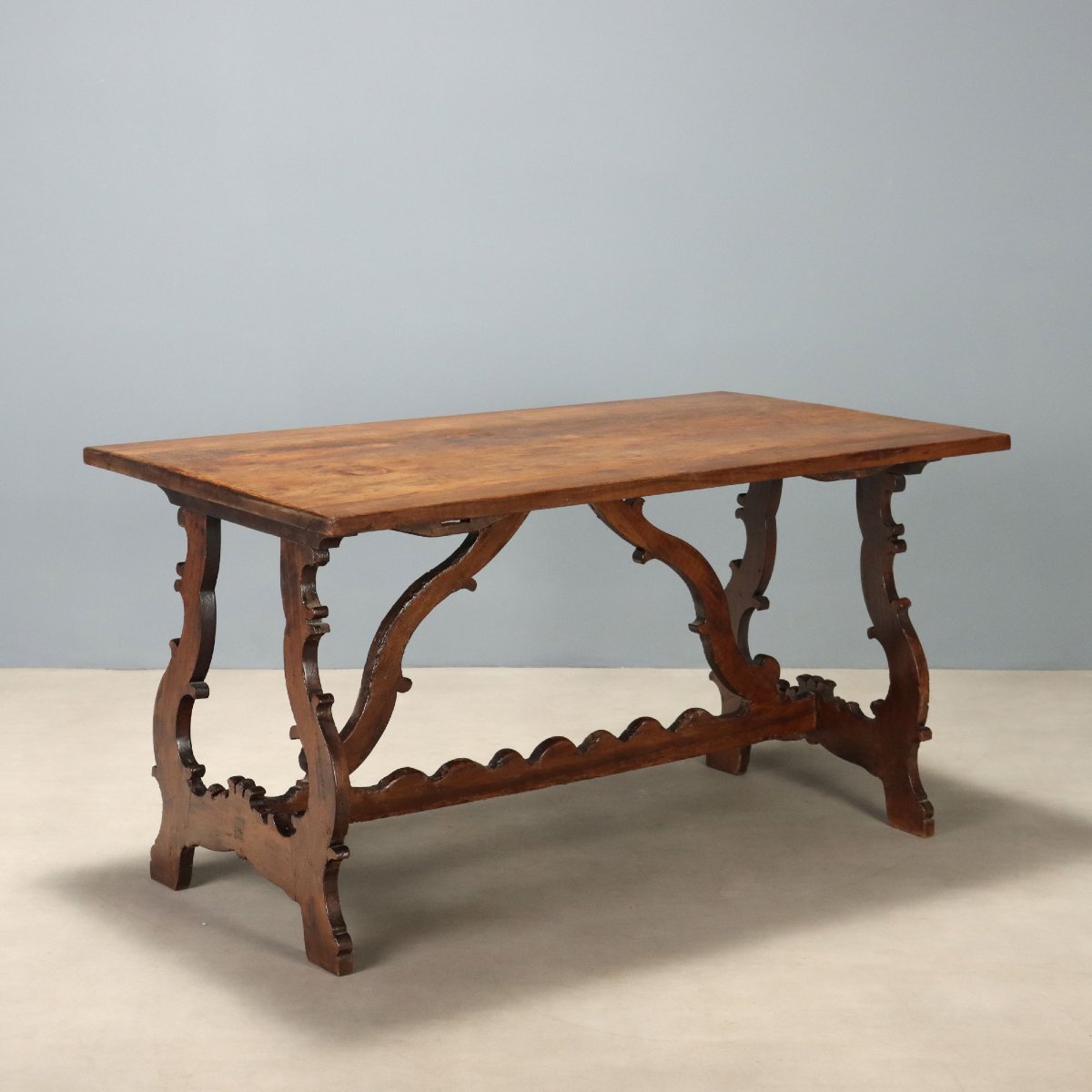 Table Fratino en Noyer du XVIIIe Siècle Italie