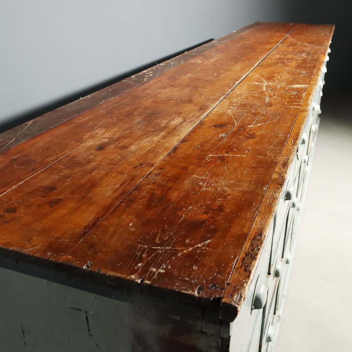 Grande Commode en Sapin avec Vingt-Quatre Tiroirs Italie, début du XXe siècle-photo-3