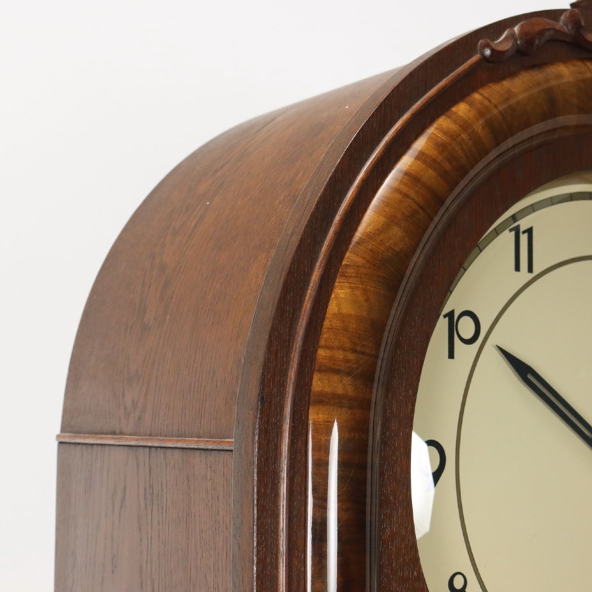 Art Deco-style Oak Pendulum Clock - Germany, Early 1900s; Germany, Early 20th Century-photo-3