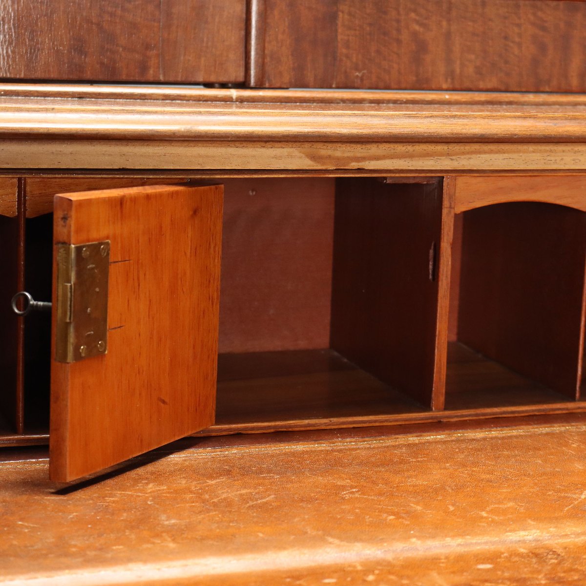 Three-section Mahogany Bookcase With Top Shelf, England, Late 19th Century-photo-2