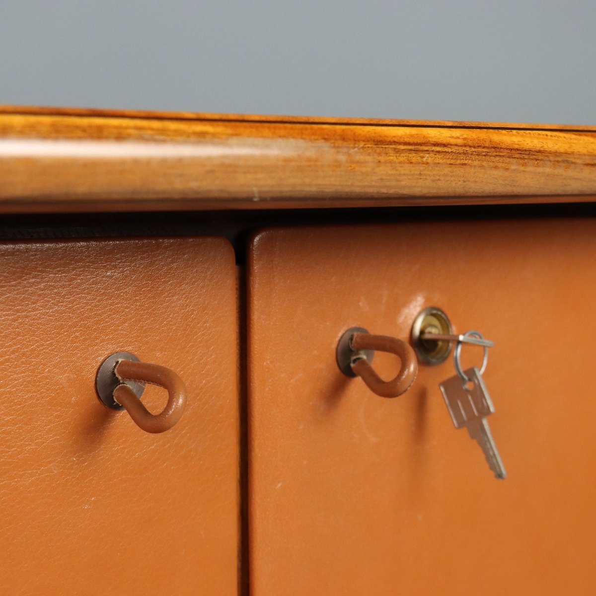 Maxalto Artona Vintage Cupboard Design Afra E Tobia Scarpa 1970s-photo-5