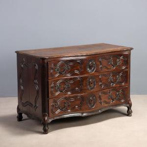 Baroque Chest Of Drawers In French Walnut, Early 18th Century