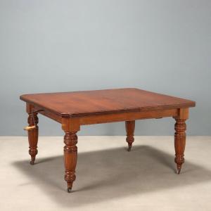 Table Extensible en Acajou avec Manivelle Angleterre, milieu du XXe siècle