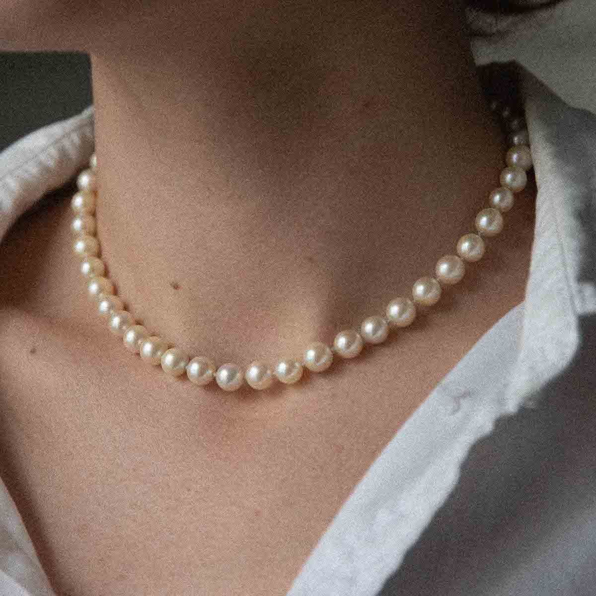 Vintage Cultured Pearl Choker Necklace