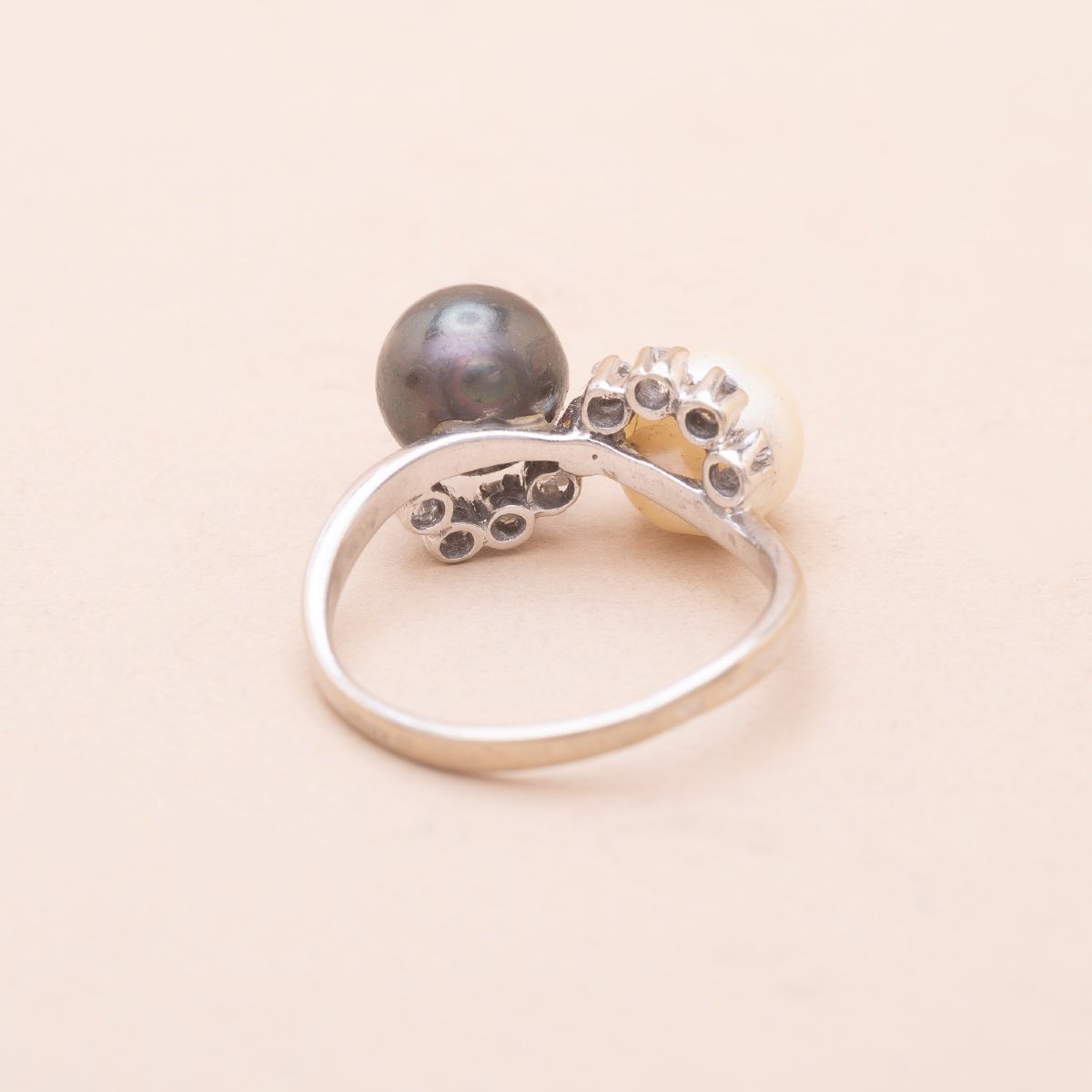 Vintage Venus Beads Ring-photo-2