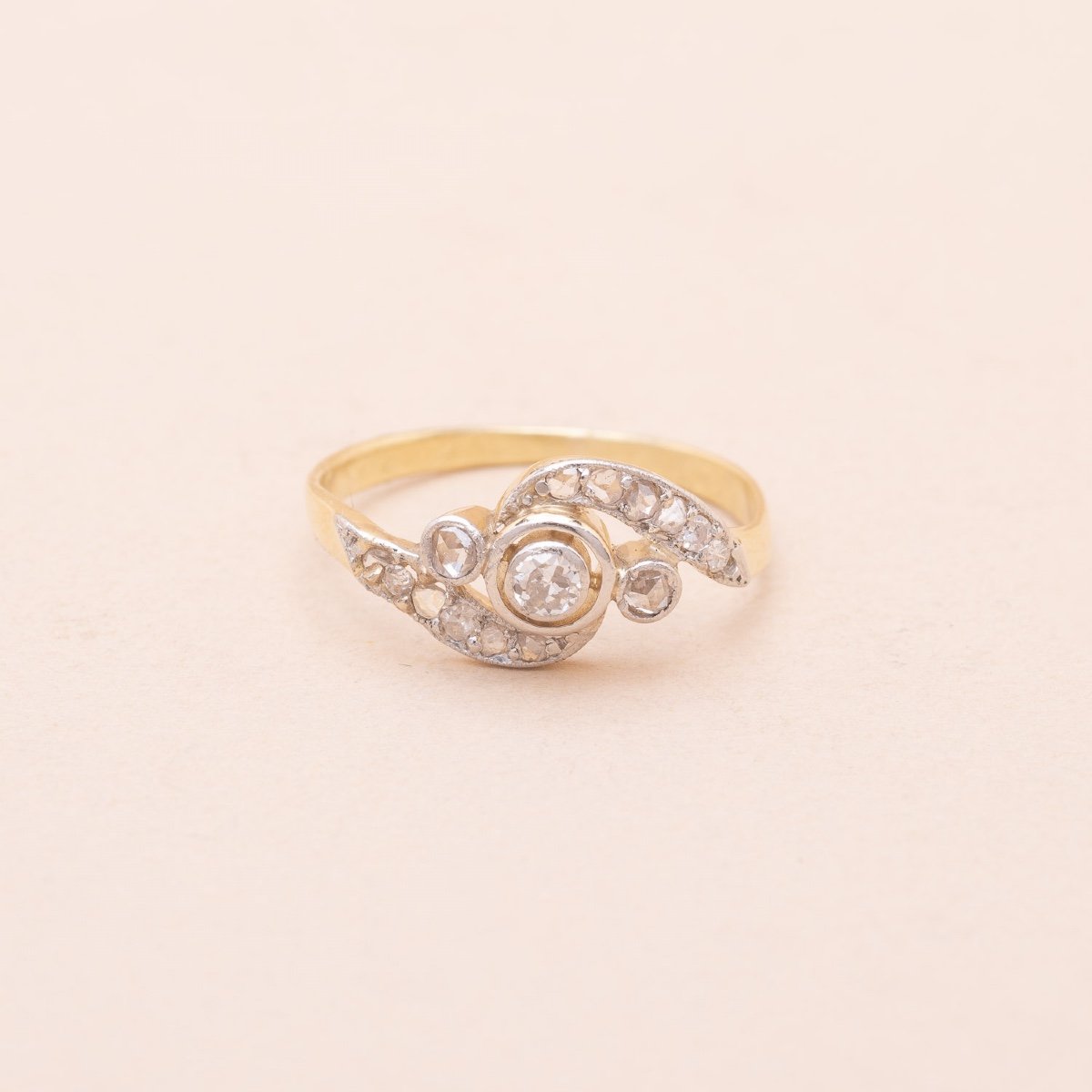 Old Sernia Diamond Accolades Ring