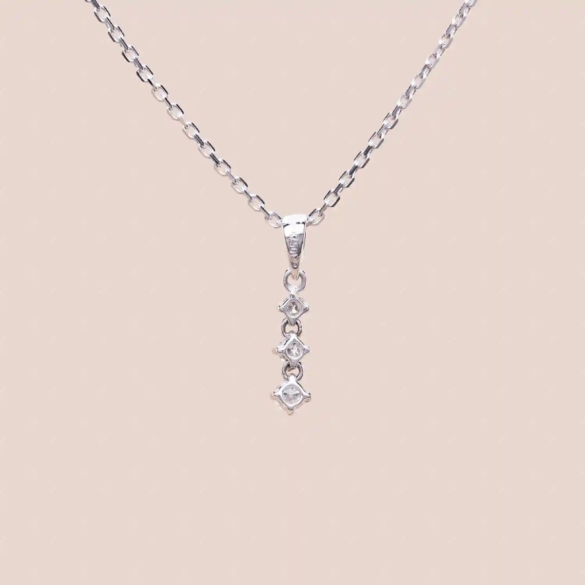 Ensemble Collier Pendentif Trio Diamants 0.17 Carat-photo-2