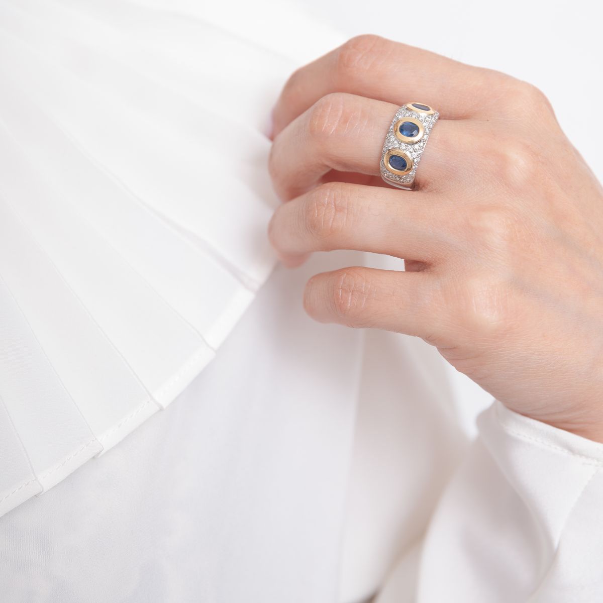 Bague Vintage Bandeau Pavage Saphirs Diamants 1980-photo-4