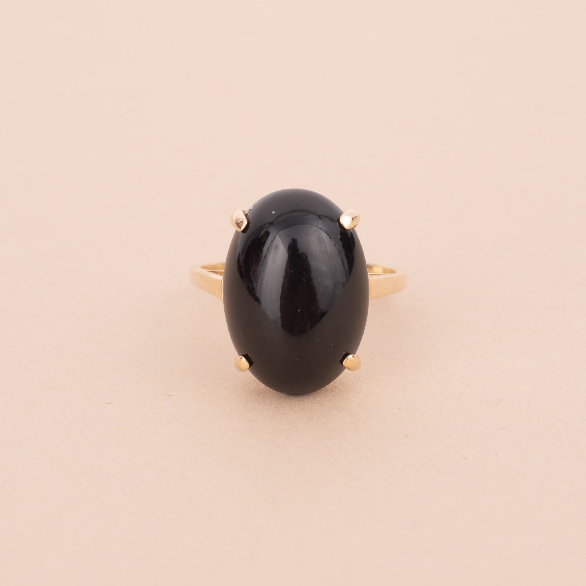 Vintage Cabochon Onyx Ring