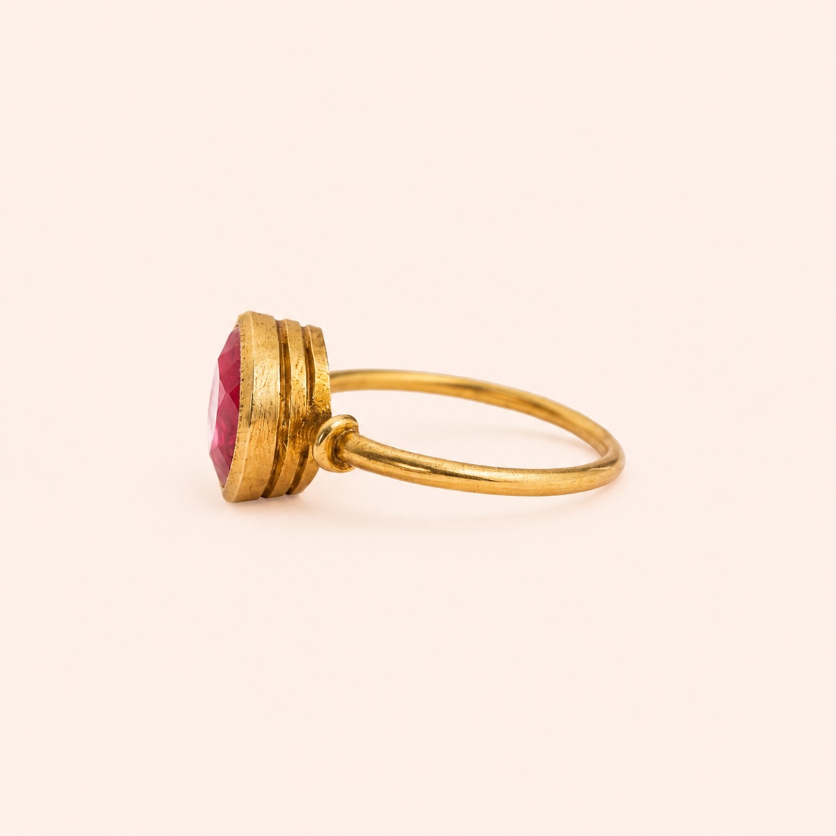 Bague Ancienne de Jeune Fille Rubis de Verneuil-photo-4