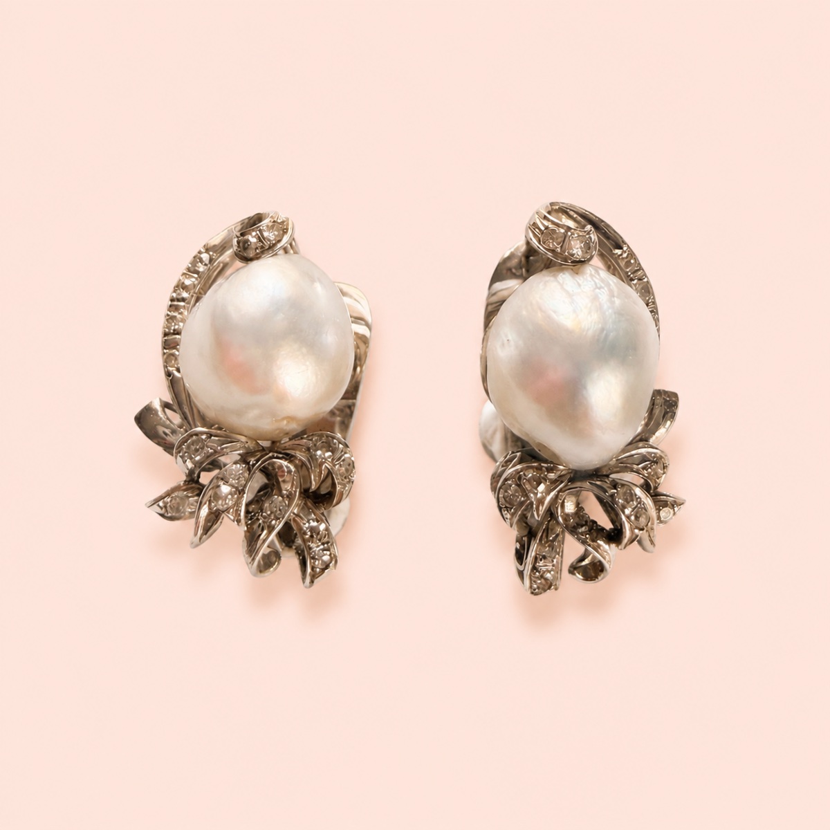 Liz Vintage Pearl Earrings-photo-2
