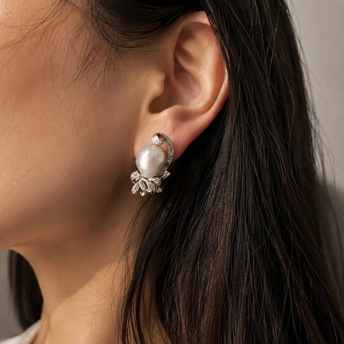 Liz Vintage Pearl Earrings-photo-4