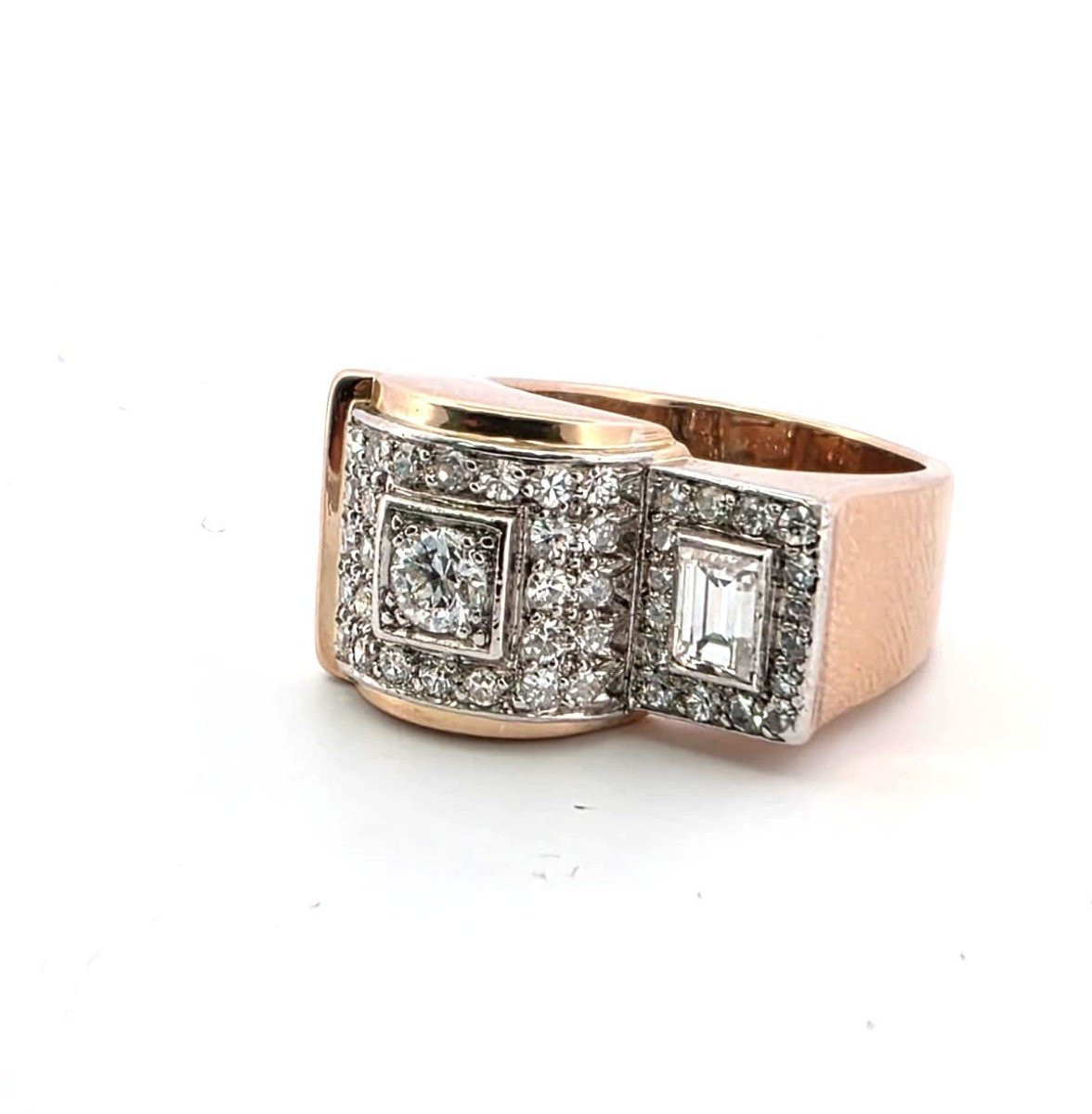 Vintage 18kt Rose Gold Ring With Prominent Diamonds-photo-4