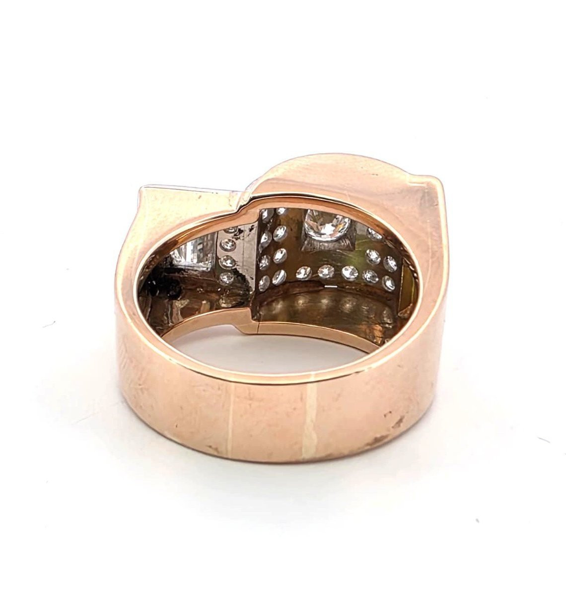 Vintage 18kt Rose Gold Ring With Prominent Diamonds-photo-1