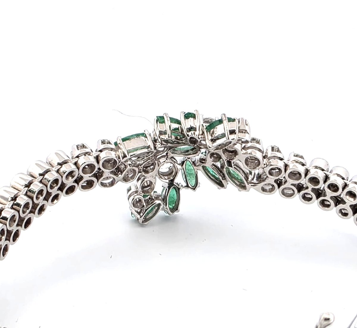 Vintage 18kt White Gold Bracelet With Emeralds And Diamonds-photo-3